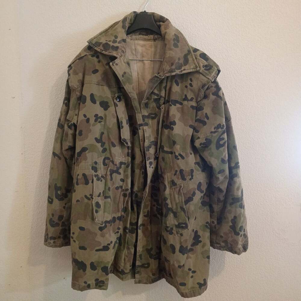 Military Camouflage Field Jacket Size Medium